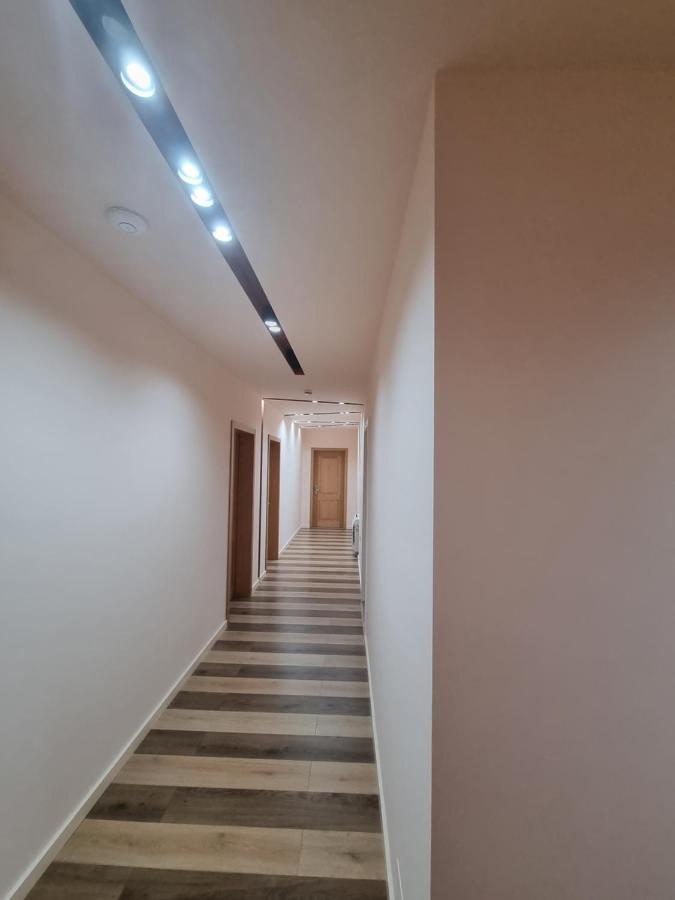 Elite Hotel Pogradec Exterior foto