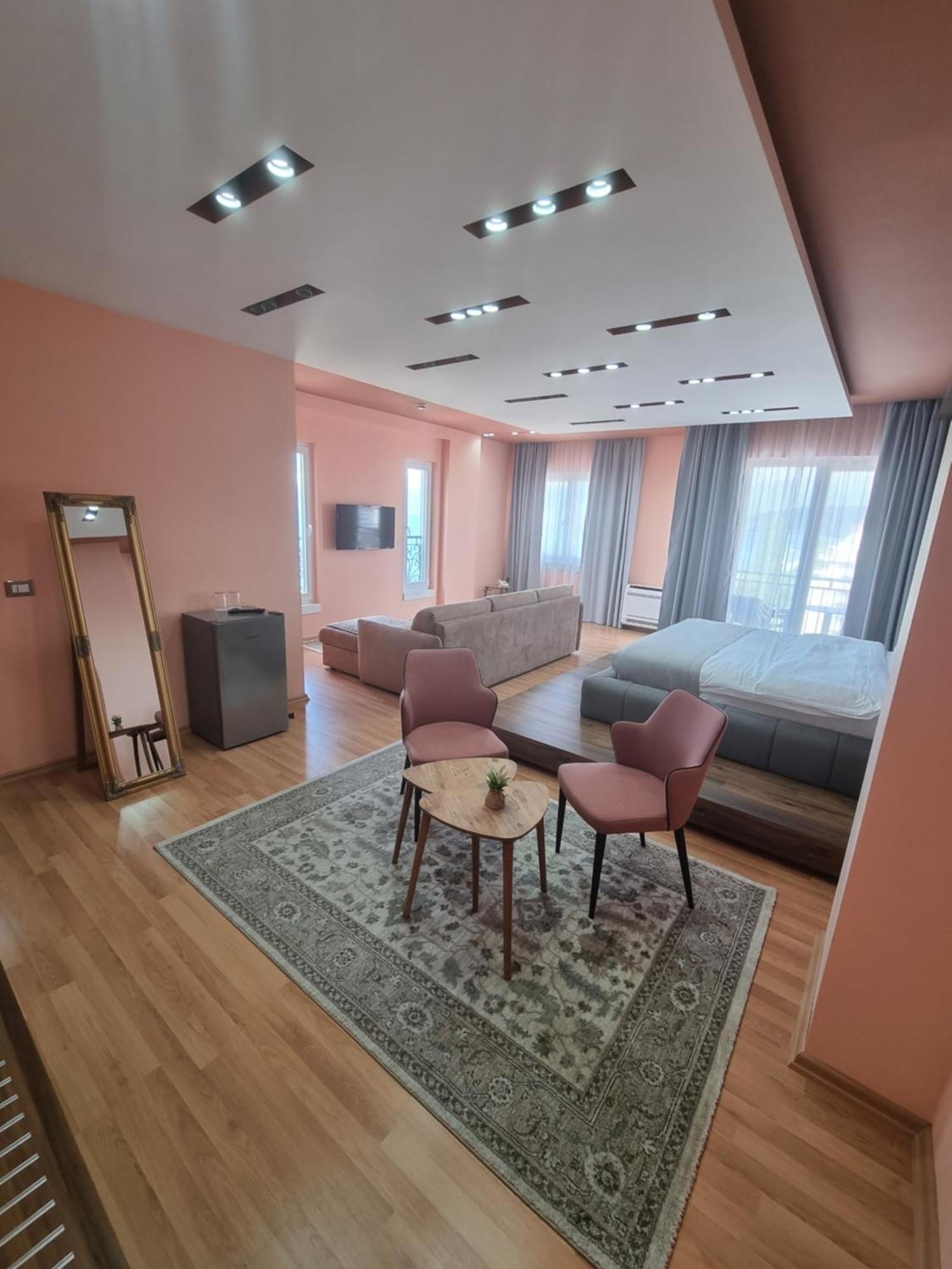 Elite Hotel Pogradec Quarto foto
